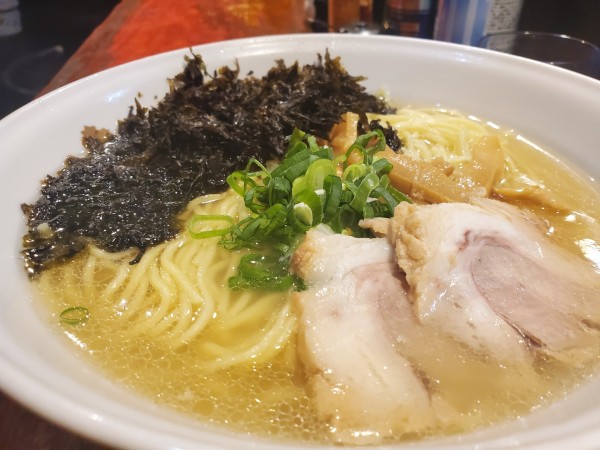 「塩ラーメン」@信楽茶屋 横浜鶴見本店の写真
