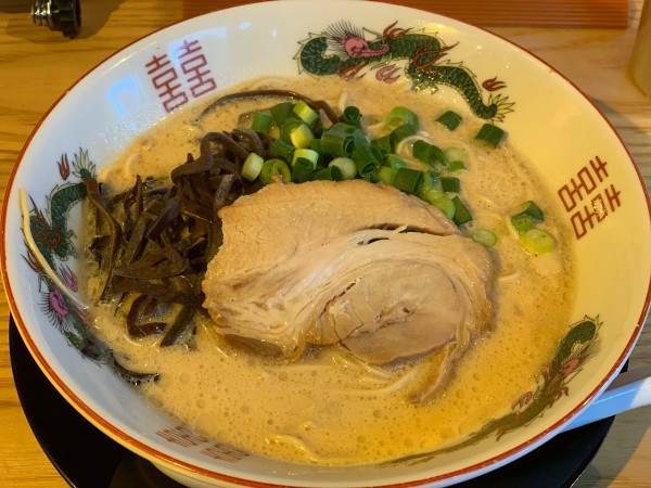 「だるまラーメン」@濃厚豚骨ラーメン だるま一家 府中分店の写真