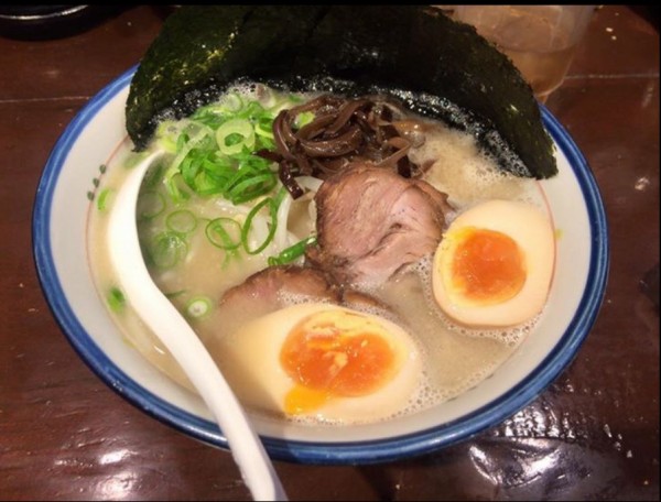 「海苔と半熟味付け卵」@麺の坊 砦の写真