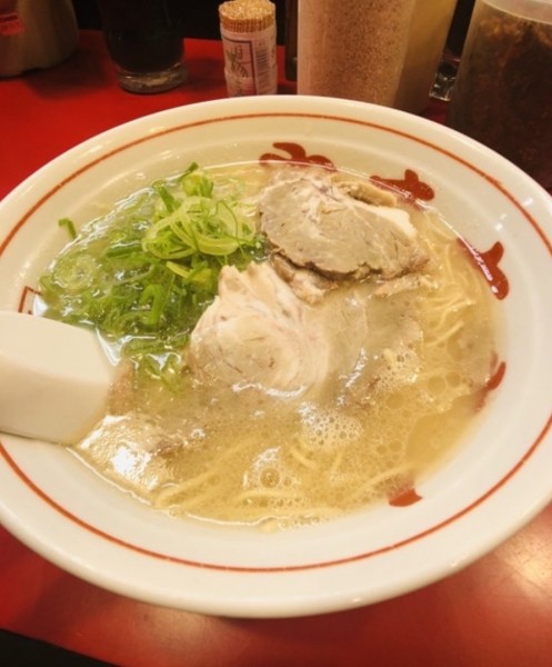 「長浜ラーメン」@博多長浜屋台やまちゃん 銀座店の写真
