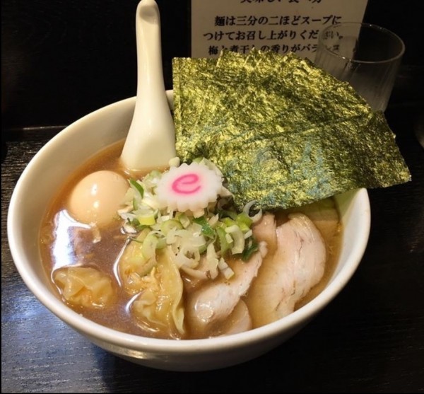 「ラーメン」@江戸前煮干中華そば きみはん 五反田店の写真