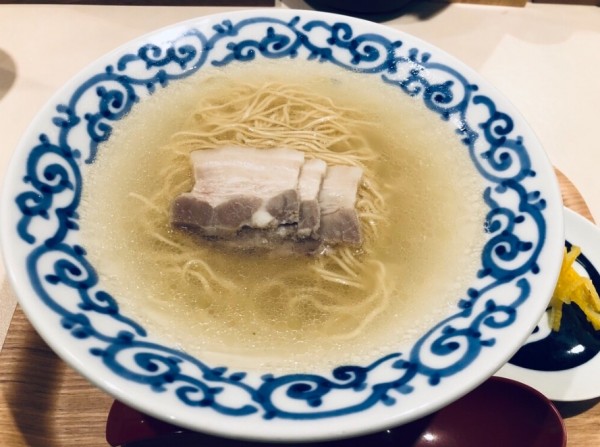 「清湯豚骨」@豚そば 月や 本店の写真
