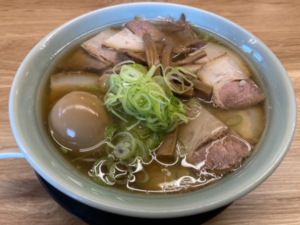 「つるちゃんラーメン・味付玉子」@麺屋 つるるの写真