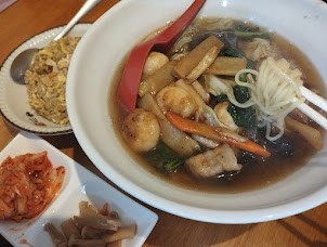 「廣東風五目そば＋半炒飯(980)」@喜楽屋の写真