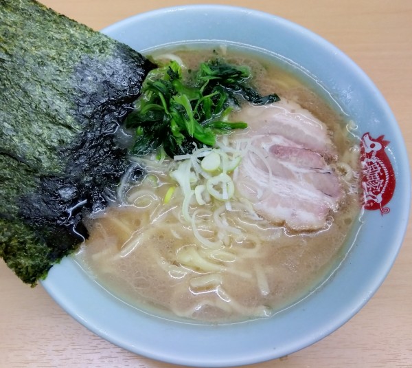 「しおラーメン（並）麺ヤワ　780円」@横浜ラーメン 町田家 新宿南口店の写真