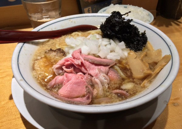 「ラーメン」@焼きあご塩らー麺 たかはし 新宿本店の写真