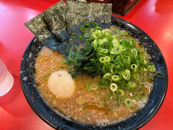 「味玉九条ネギラーメン中盛固め」@環2家の写真