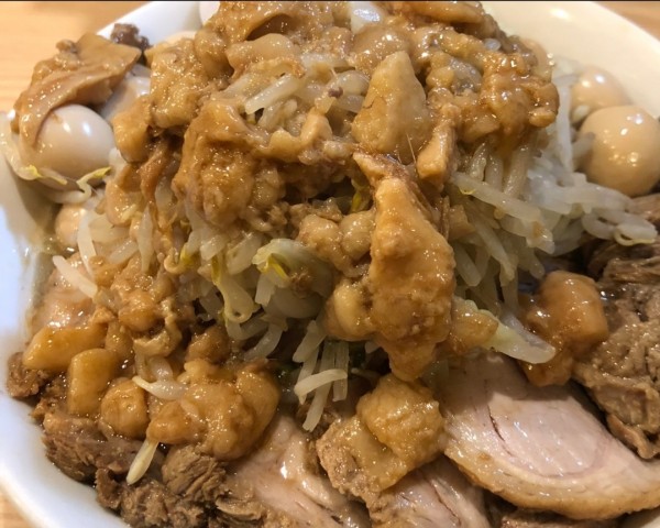 「ラーメン(大)豚増しウズラ」@Smart Pigの写真