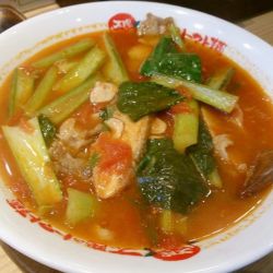 太陽のトマト麺 +水餃子+チビリゾ