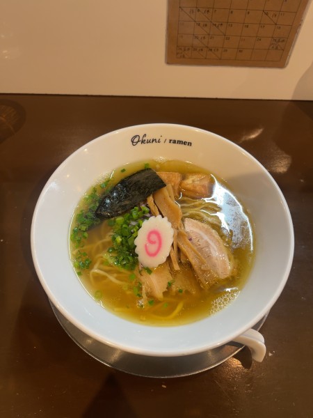 「焼きあご中華そば  しお（1200円）」@おくに / らーめんの写真