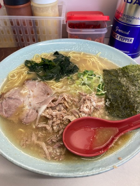 「ラーメン 中」@◯つばき食堂の写真
