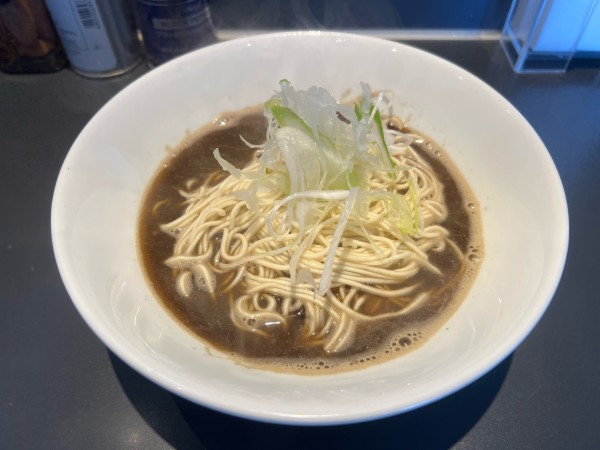 「烏賊と煮干、宝玉釜玉和え玉、肉アブライス」@煮干乱舞の写真