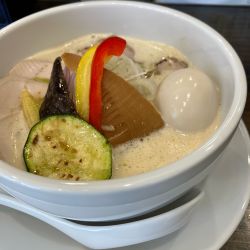 特製塩鶏白湯1300円