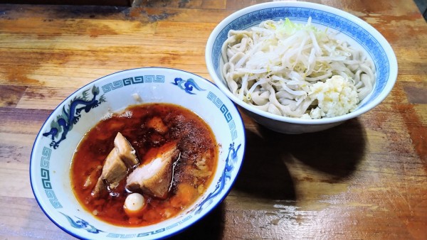 「つけ麺(辛)」@蓮爾 新町一丁目店の写真