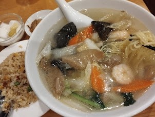 「今週ランチ 海老そば＋半炒飯(800)」@興口福の写真