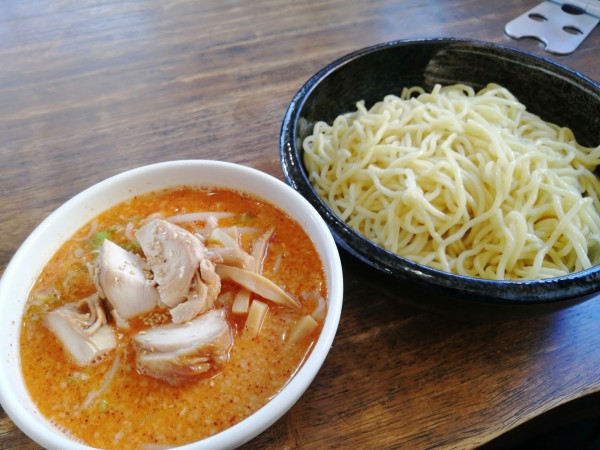 「辛みそつけ麺（麺500g、冷たい麺、味濃いめ）」@ラッキー食堂まとや 千曲店の写真