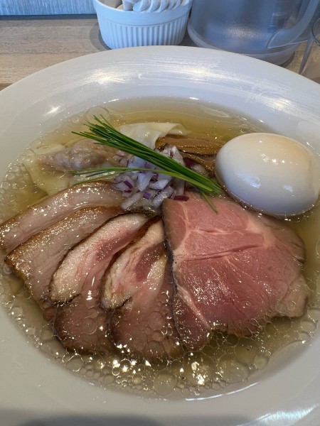 「特製中華そば塩」@宍道湖しじみ中華蕎麦 琥珀 東京本店の写真