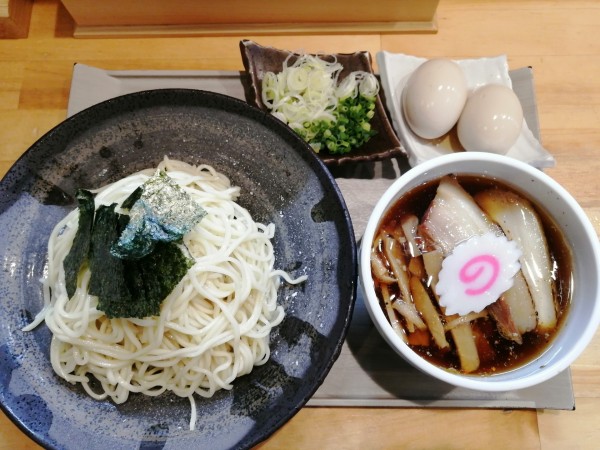 「醤油つけ蕎麦 並盛＋味玉2個」@つけ蕎麦 中華蕎麦 尚念 南松本店の写真