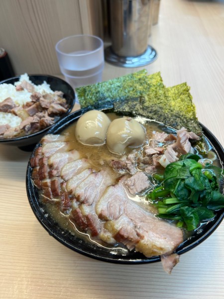 「チャーシューメン(¥1100)+チャーシュー(¥300)」@ラーメン 大國家の写真