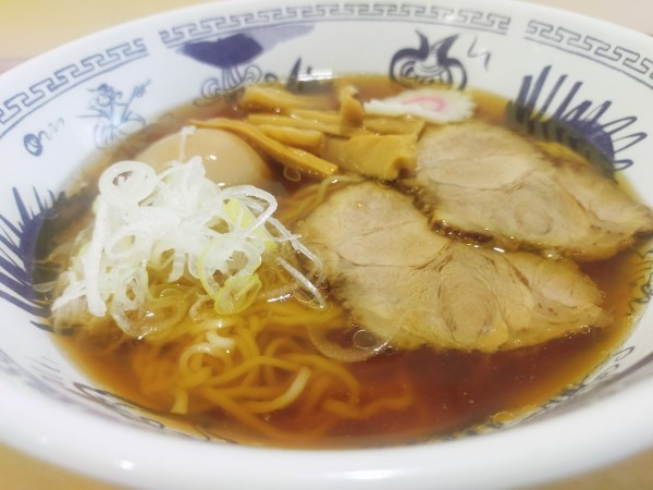 「味玉醤油ラーメン　480円」@レストラン さくらの写真
