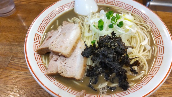 「濃厚煮干そば大盛り850円」@煮干中華そば専門 煮干丸の写真