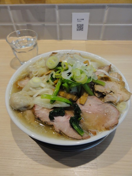 「チャーシューワンタン麺1500円 大盛100円」@桜上水 船越の写真