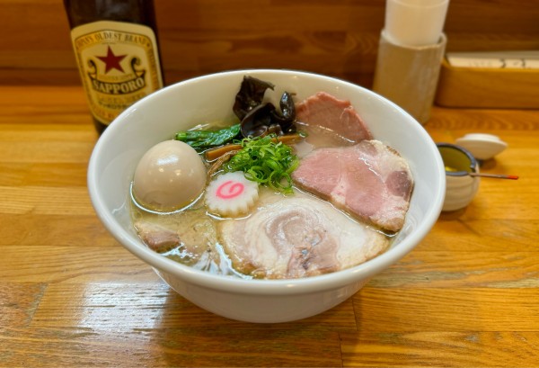 「特製軍鶏しおそば ¥1150」@しなそば 天味の写真