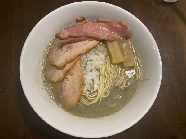 「煮干しそば　チャーシュー3枚(低温1バラ2)」@ラーメン屋 ステイゴールドの写真