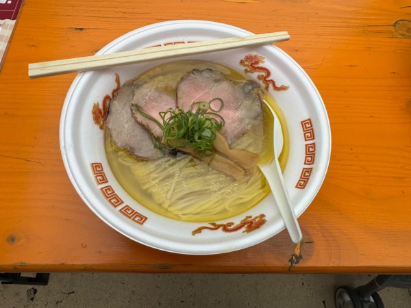 「【寿製麺】名古屋コーチンの極上炙り肉中華そば　塩」@大つけ麺博 Presents 日本ラーメン大百科の写真