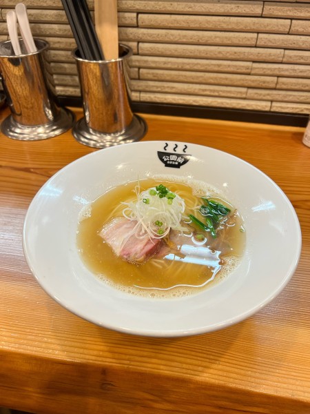 「塩らぁめん」@公園前の写真