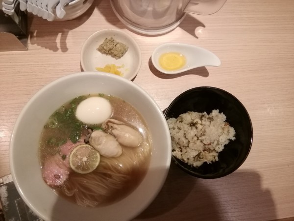 「「牡蛎の淡麗そば」」@麺屋 一燈の写真