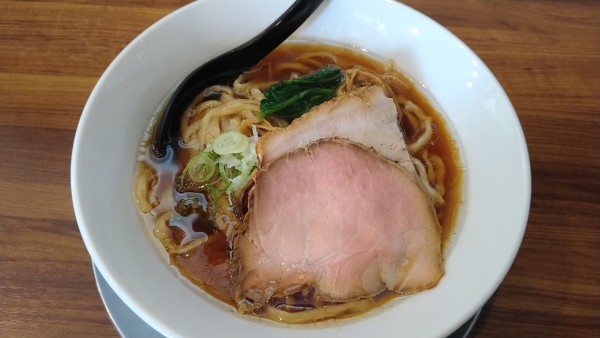 「醤油ラーメン、中盛り」@純手打ち だるまの写真