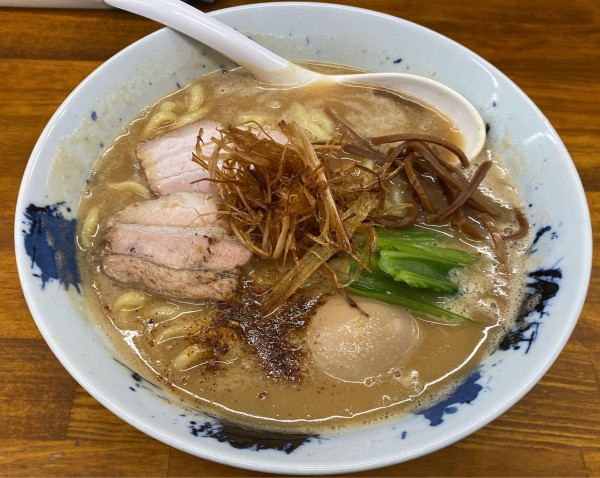 「味噌らーめん 味玉」@Made in Tokyo らーめん松の写真