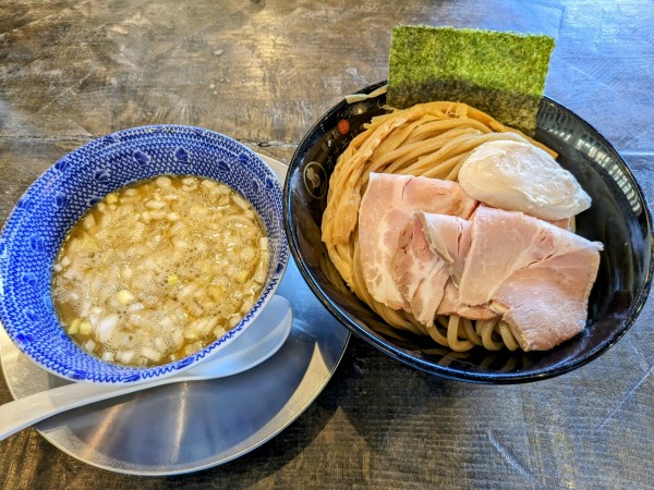 「鶏つけそば(大)」@自家製麺 オオモリ製作所の写真