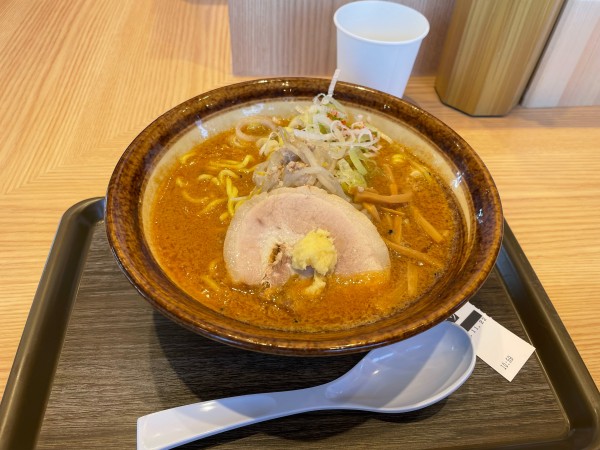 「味噌ラーメン　840円　(店舗限定）」@舎鈴 入間店の写真