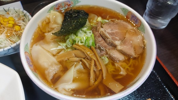 「わんたんめん」@麺屋 直の写真