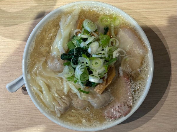 「塩ワンタンメン」@桜上水 船越の写真