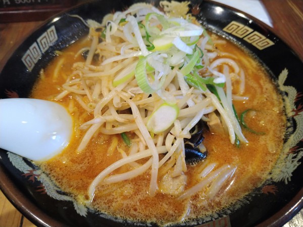 「味噌オロチョン」@北海道らーめん ひむろ 稲毛店の写真