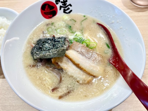 「純豚骨」@純豚骨ラの壱 伏見店の写真