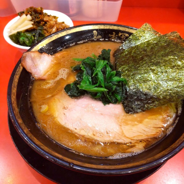 「朝ラーメン（￥680）」@横浜家系ラーメン 大輝家の写真