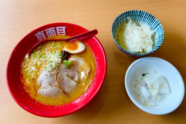 「えび豚骨味噌拉麺 withライス」@えび豚骨ラーメン真面目 押上店の写真