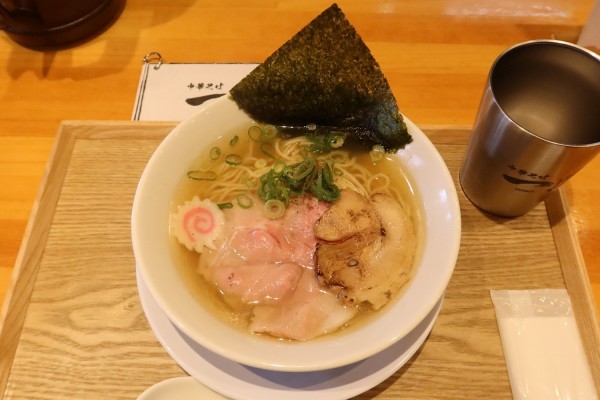 「魚介薫る貝ダシ汐そば￥８８０」@中華そば 一閃の写真