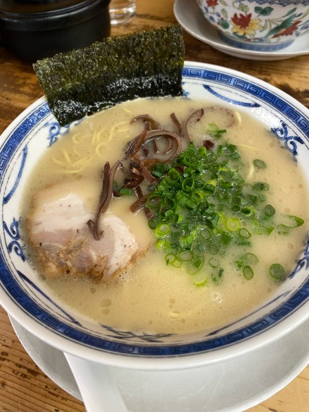 「ラーメン650」@博多らあめん うりんぼの写真