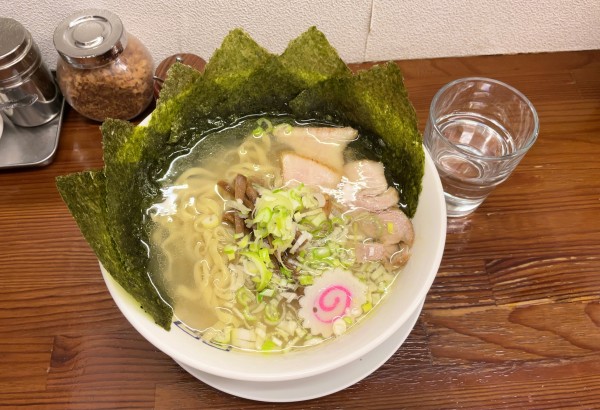 「中華そば with のり」@中華そば 馥の写真