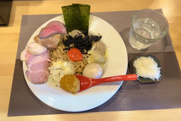 「限定 特製うにぼな〜ら with 追い飯」@麺や旬香の写真