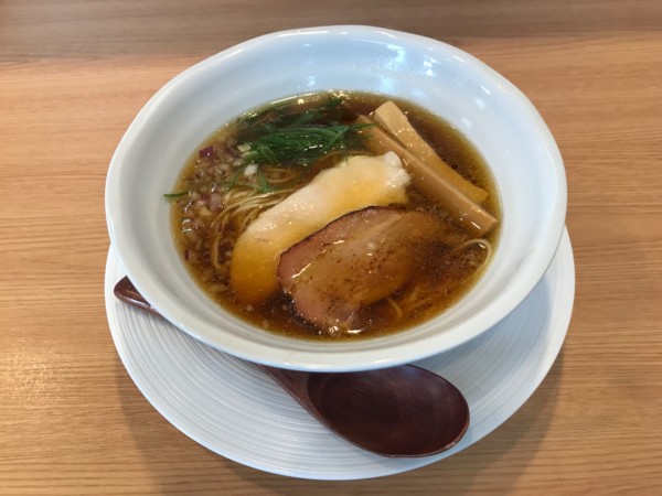 「醤油ラーメン（クーポン無料）」@横浜淡麗らぁ麺 川上の写真