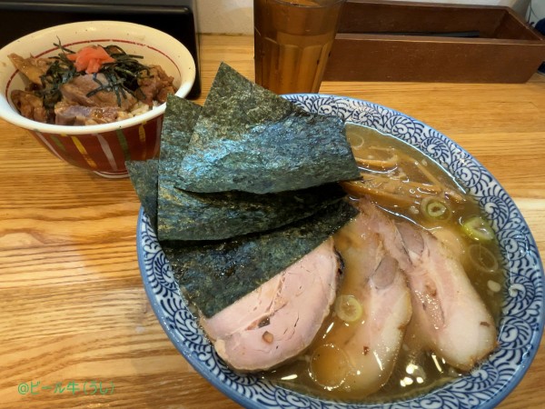 「特製中華そば(1250円)、豚ばらナンコツごはん(400円)」@中華そば専門 とんちぼの写真