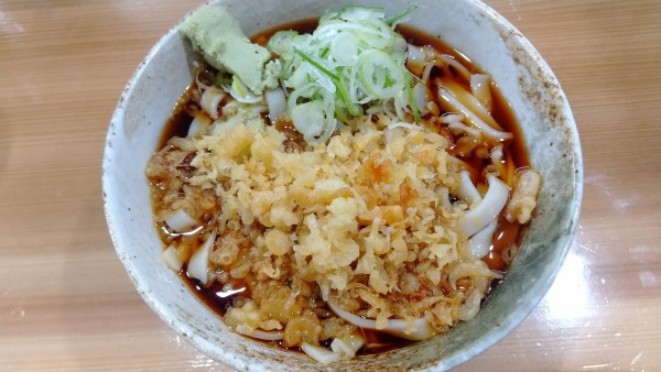 「冷やしタヌキうどん(¥420)」@そば処 二葉 神田駅南口店の写真