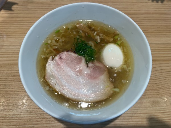 「しお味玉らーめん」@しおらーめん進化 2ndの写真