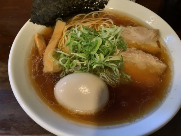 「中華そば（味玉）」@いりにぼの写真